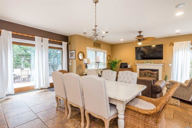 Foto del edificio - 2064 Pacific Blvd