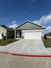 Building Photo - 100 Helios Dr