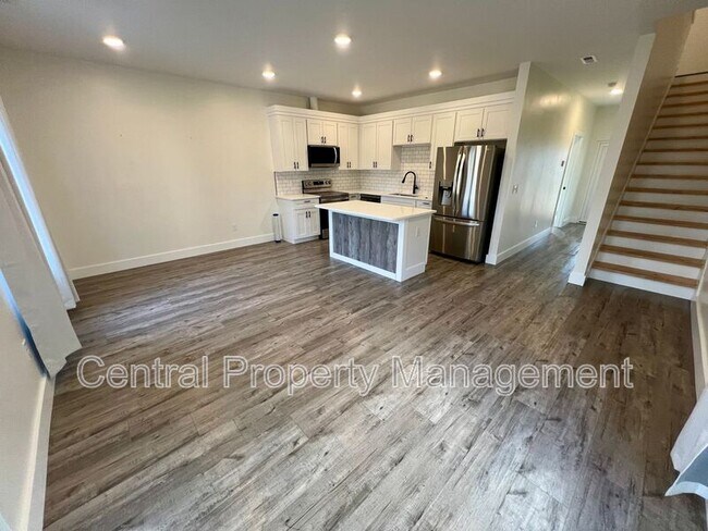 Foto del edificio - 30 Beverly Hills Dr