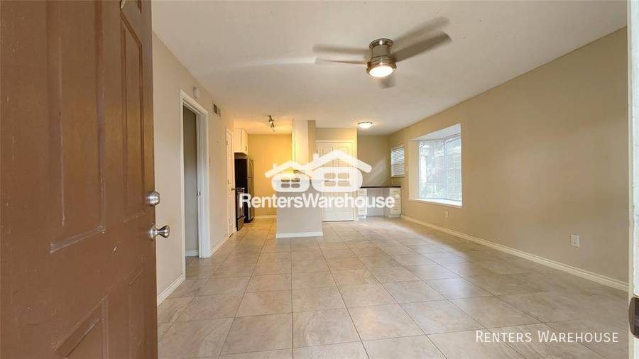 Foto principal - Private, 1bed/1bath condo in the Greenway ...