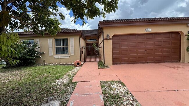 Foto del edificio - 14332 SW 163rd St