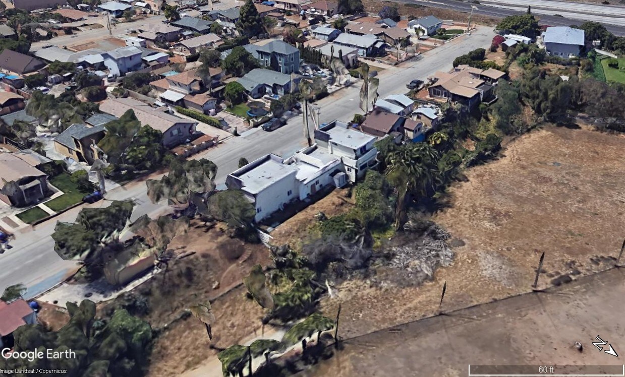 Foto del edificio - 2258 Conifer Ave