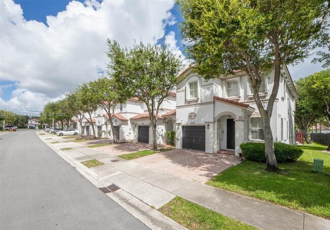 Foto del edificio - 8039 NW 108th Pl