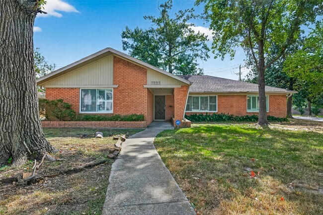 Foto del edificio - 7223 Alderney Dr