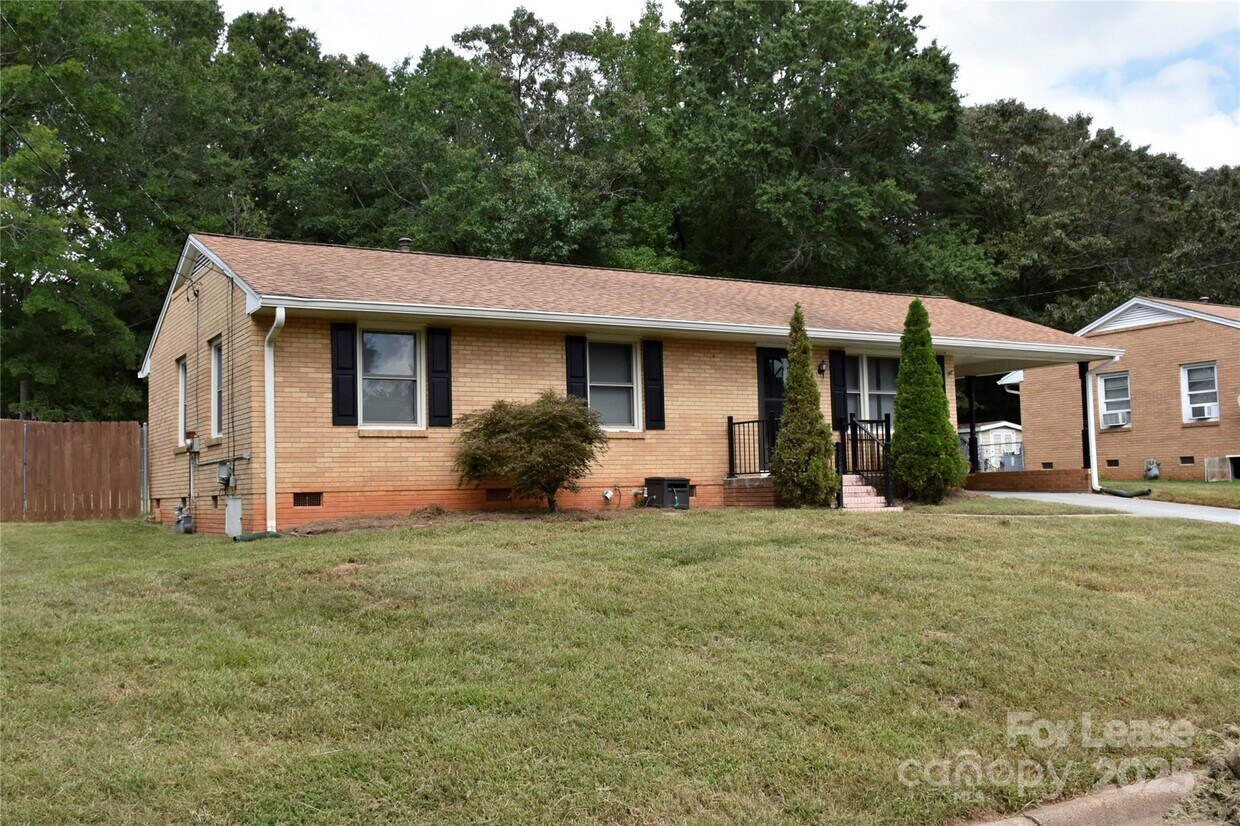 Foto principal - 318 Fulton St
