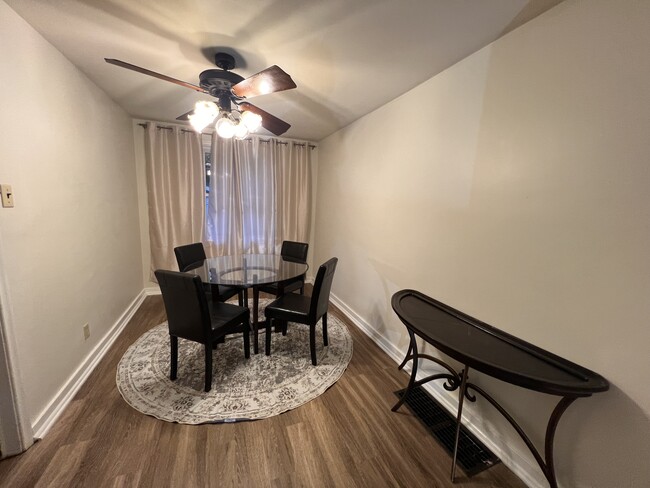 Dining Room - 1525 N 15th St