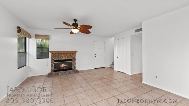 Foto del edificio - 4273 Las Virgenes Rd