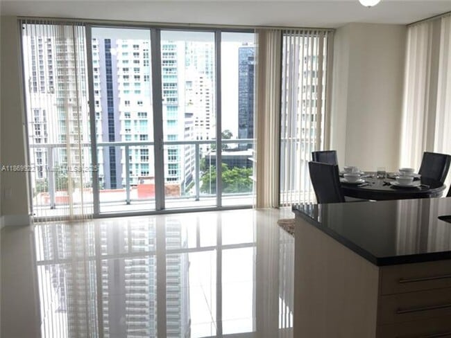 79 SW 12th St unit 1406-S (A11869922) - 79 SW 12th St unit 1406-S (A11869922) Apartment