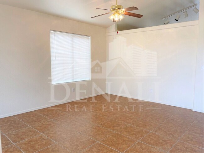 Foto del edificio - 19636 N Coyote Lakes Pkwy