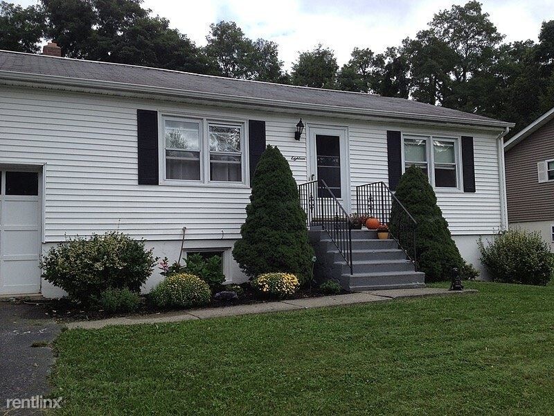 Primary Photo - 2 br, 1 bath Apartment - 18 Mahar Drive