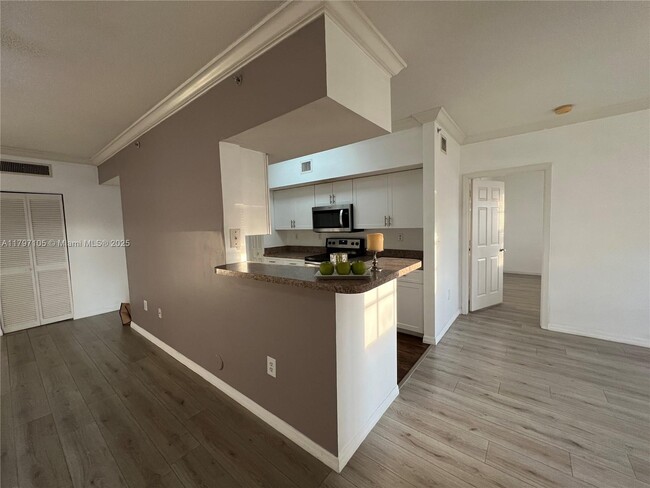 Foto del edificio - 101 SW 117th Ave