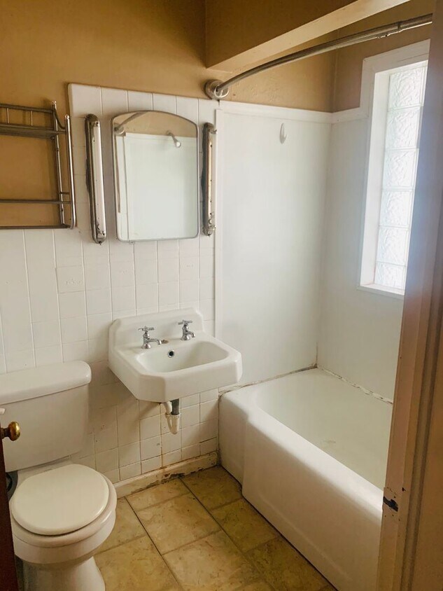 Foto del edificio - 1 br, 1 bath House - 99 Fairmont Drive #10