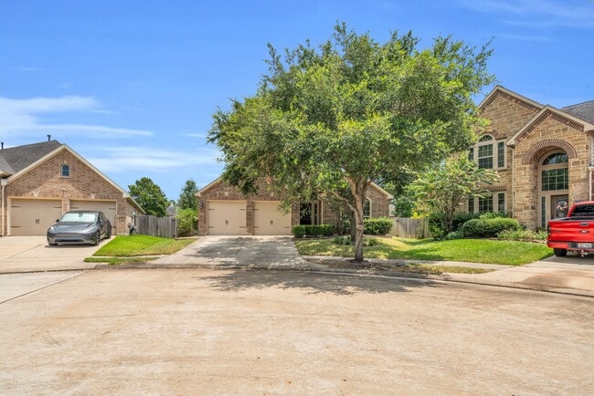 Foto del edificio - 12938 Buchanan Oaks Ln