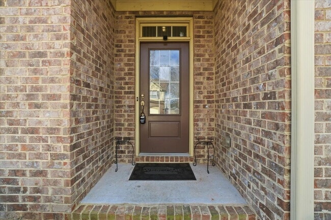 Photo - "Spacious 5-Bed Retreat with Wet Bar, Movie Room & Finished Basement in Kennesaw!" Apartment