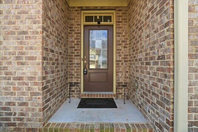 Building Photo - "Spacious 5-Bed Retreat with Wet Bar, Movie Room & Finished Basement in Kennesaw!"