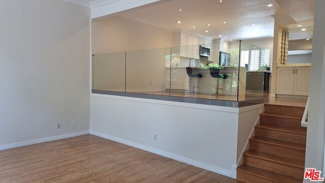 Building Photo - 13336 Maxella Ave