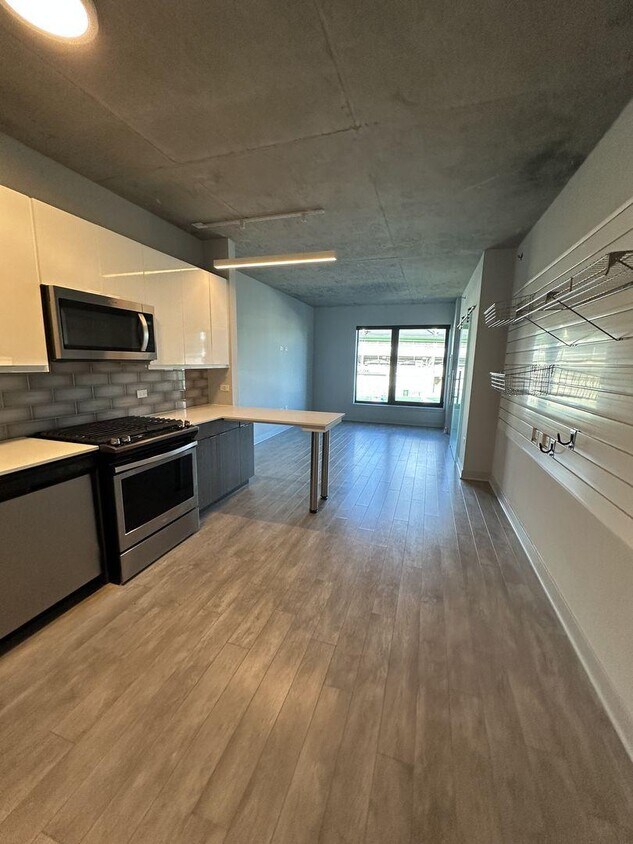 1 bedroom in Chicago IL 60613 - 1 bedroom in Chicago IL 60613
