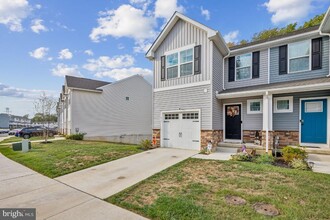 Building Photo - 81 Southwind Dr