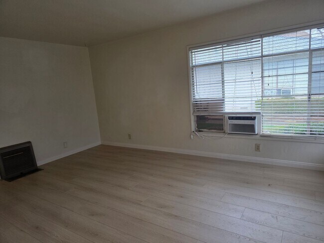 Foto del edificio - 2908 Sunset Ave