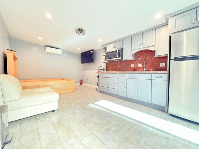 Foto del edificio - 341 Marie Ave