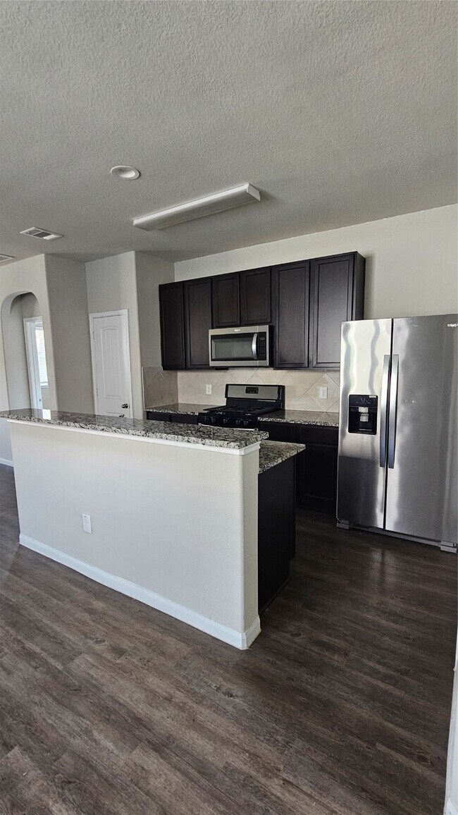 Foto del edificio - 25119 Bells Canyon Dr