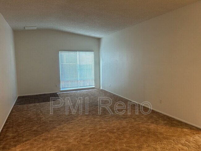 Foto del edificio - 933 Glen Meadow Dr