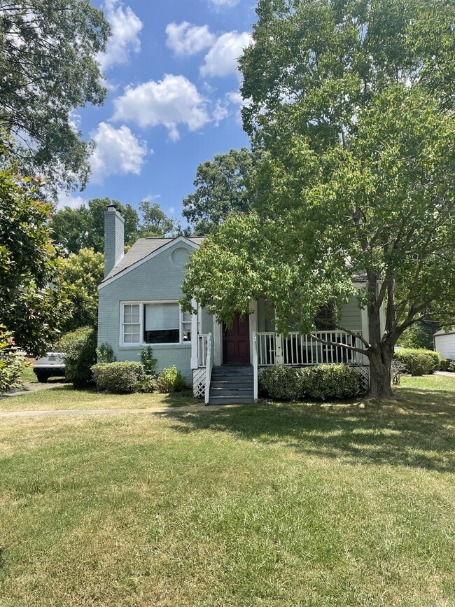Building Photo - 2039 Wilhelmina Ave