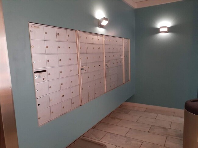 Building Photo - 1212 Guadalupe St