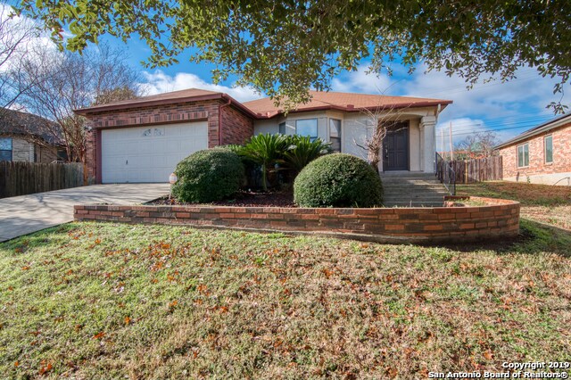 Foto principal - 18711 Corporate Woods Dr