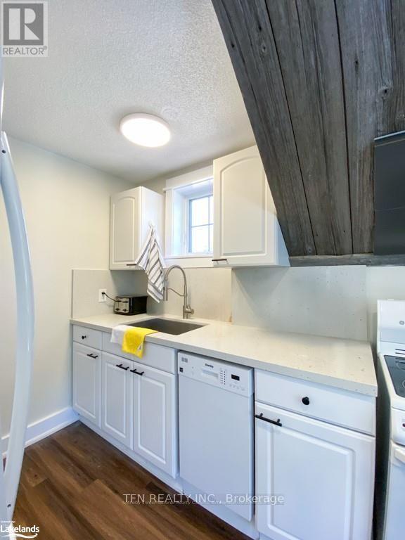 Photo du bâtiment - 1502 Canning Rd