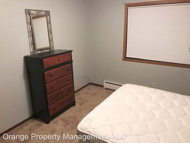 Foto del edificio - 1236 Edgewood Dr