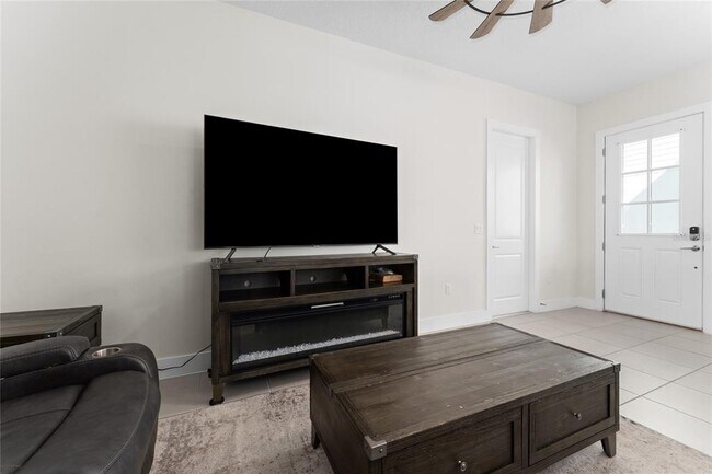 Building Photo - 1463 Brookdale Ct