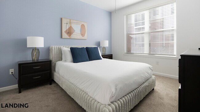 Foto del edificio - 4000 N Albion St