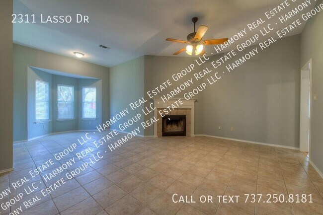 Building Photo - 2311 Lasso Dr
