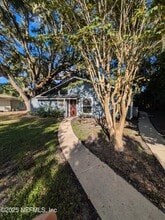 Building Photo - 10123 Leisure Ln N