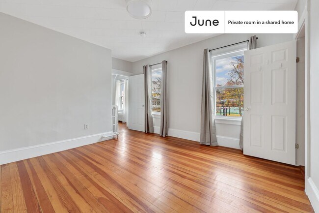 Foto del edificio - Room in Shared 3 bed/1 bath home in Somerville