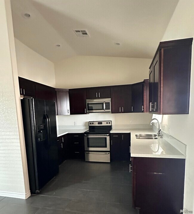 Foto del edificio - 10266 S Tornado Ave