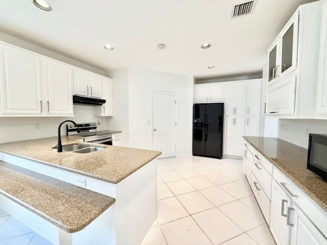 Foto del edificio - 12310 Riverfalls Ct