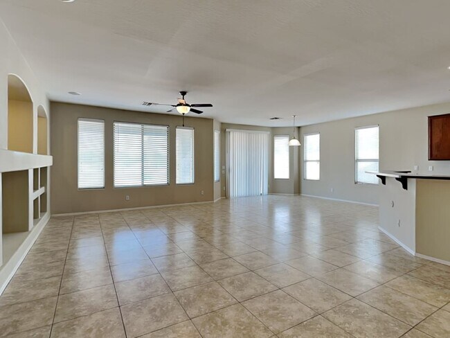 Foto del edificio - 2614 W Apollo Rd