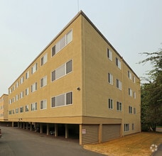 Building Photo - Savannah House