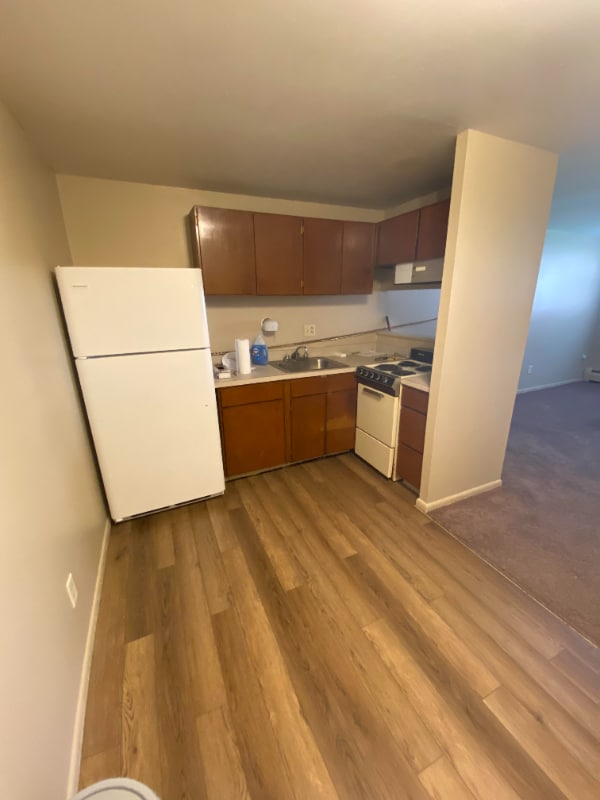 4991 Arbor Village Dr Unit B20, Columbus, OH 43214 Room for Rent in Columbus, OH
