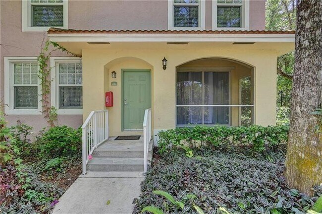 Foto del edificio - 6746 W Sample Rd