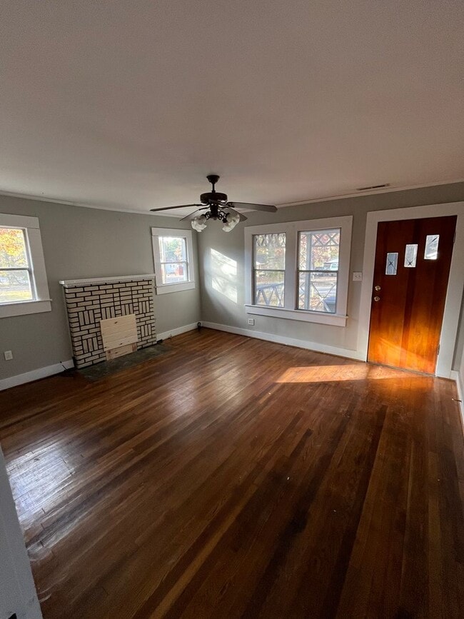 Building Photo - 1129 Tidmore Bend Rd