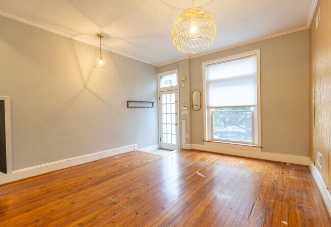 Photo - Stunning 2 BR + Den/2.5 BA Two-Level Home ...