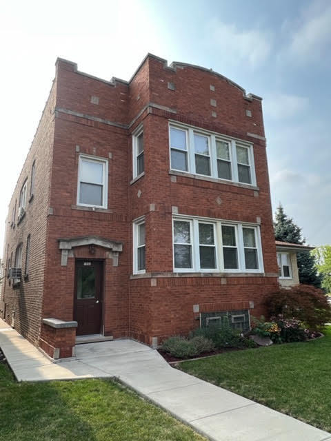 Primary Photo - 5334 N Austin Ave