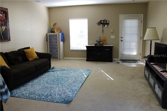 Foto del edificio - 5815 Fishhawk Ridge Dr