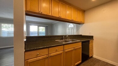 Interior Photo - Park Plaza Apartments