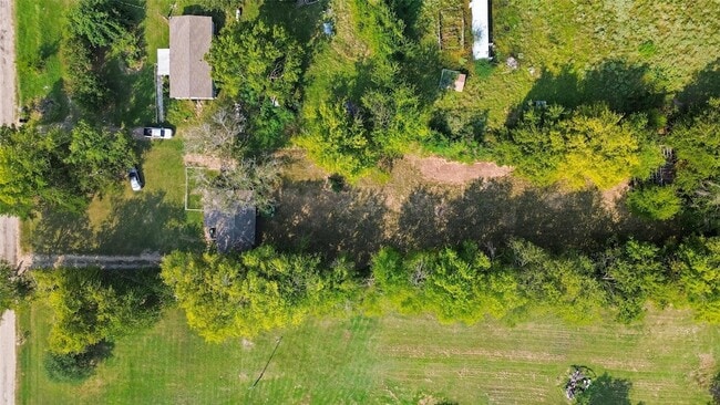 Building Photo - 1080 Co Rd 1235