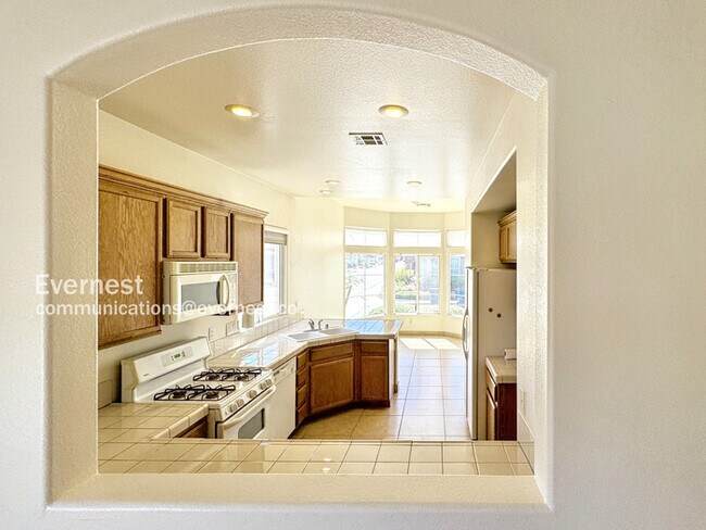 Foto del edificio - 6180 Powdermill St