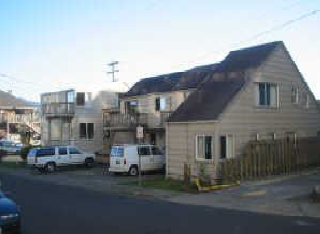 Primary Photo - 520 Beach Dr